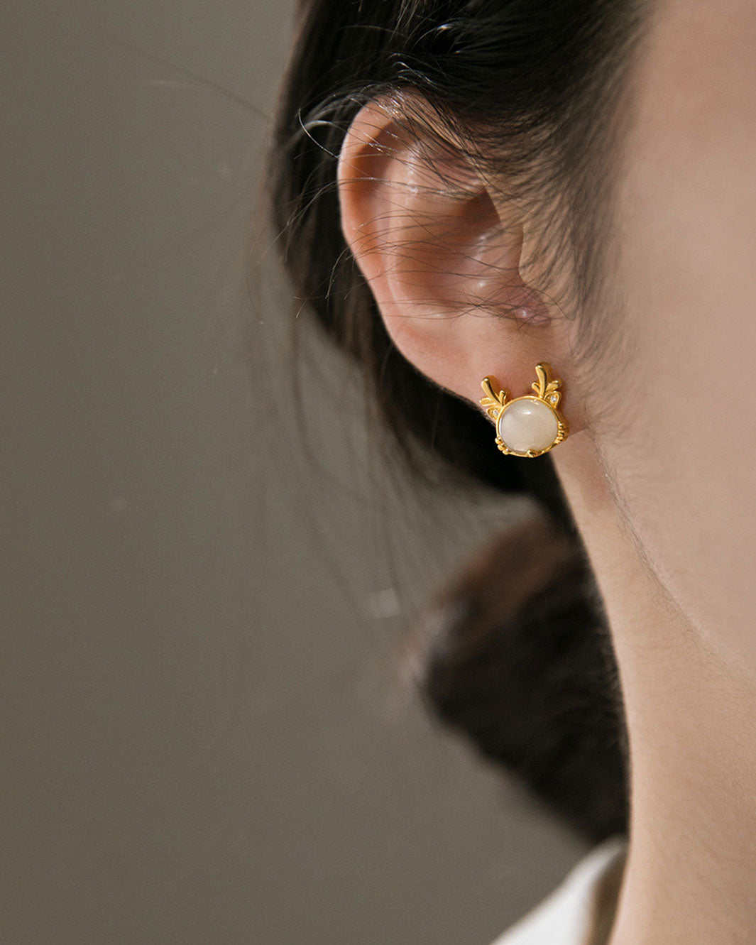 Prosperity Grand Dragon Stud Earrings / 大号发财龙耳钉