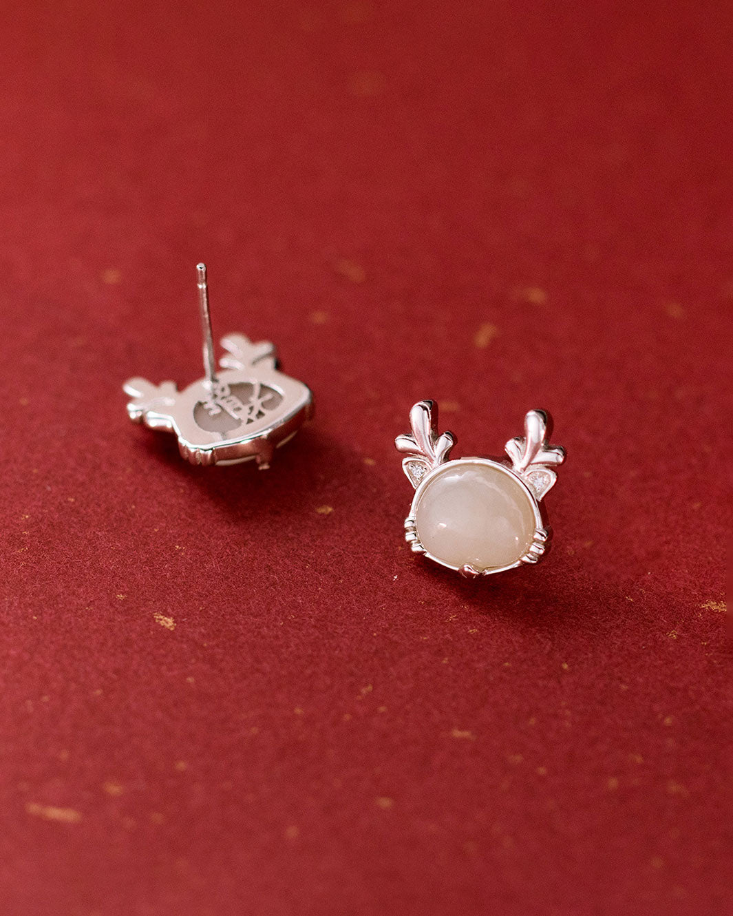 Prosperity Grand Dragon Stud Earrings / 大号发财龙耳钉