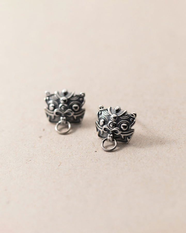 Thai Silver Dancing Lion Stud Earrings / 泰银舞狮耳钉