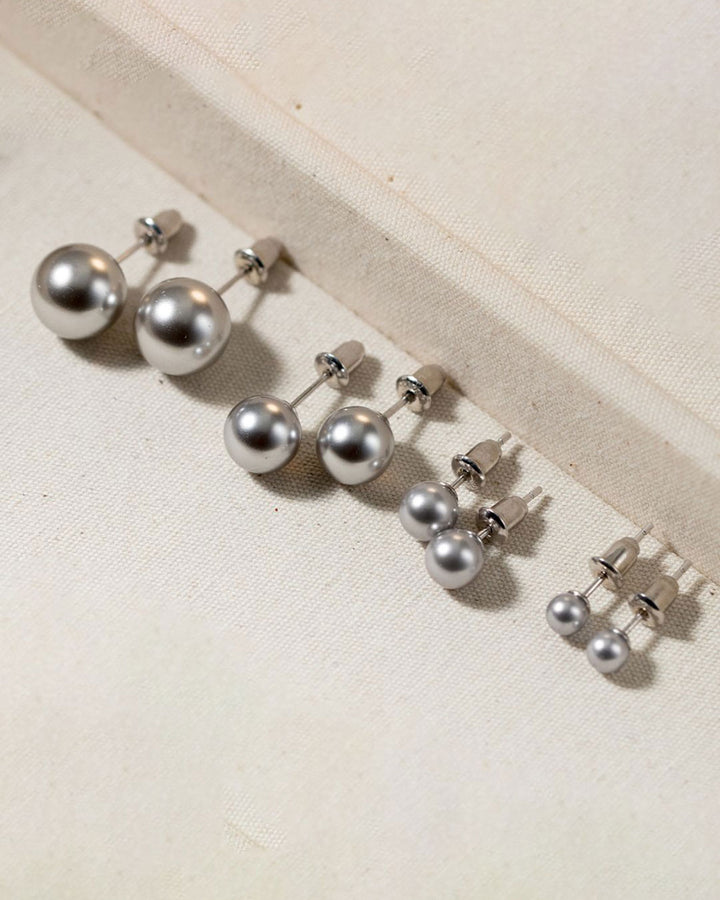 Lavande Pearl Stud Earrings